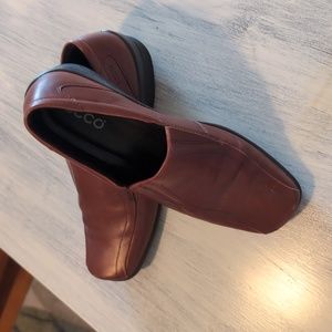 Ecco brown leather comfort shoes